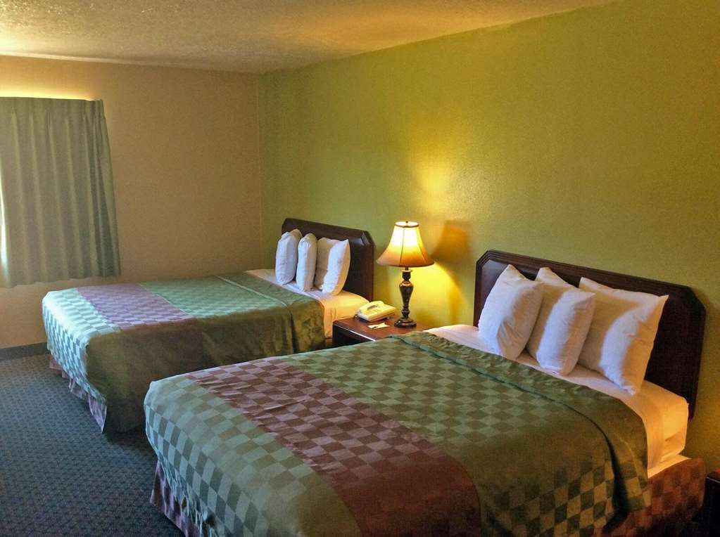 Capital Inn & Suites Salem Room photo