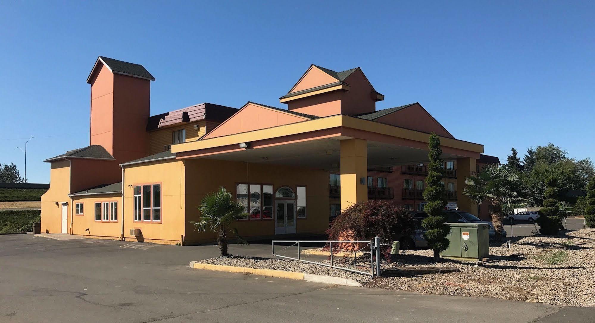Capital Inn & Suites Salem Exterior photo